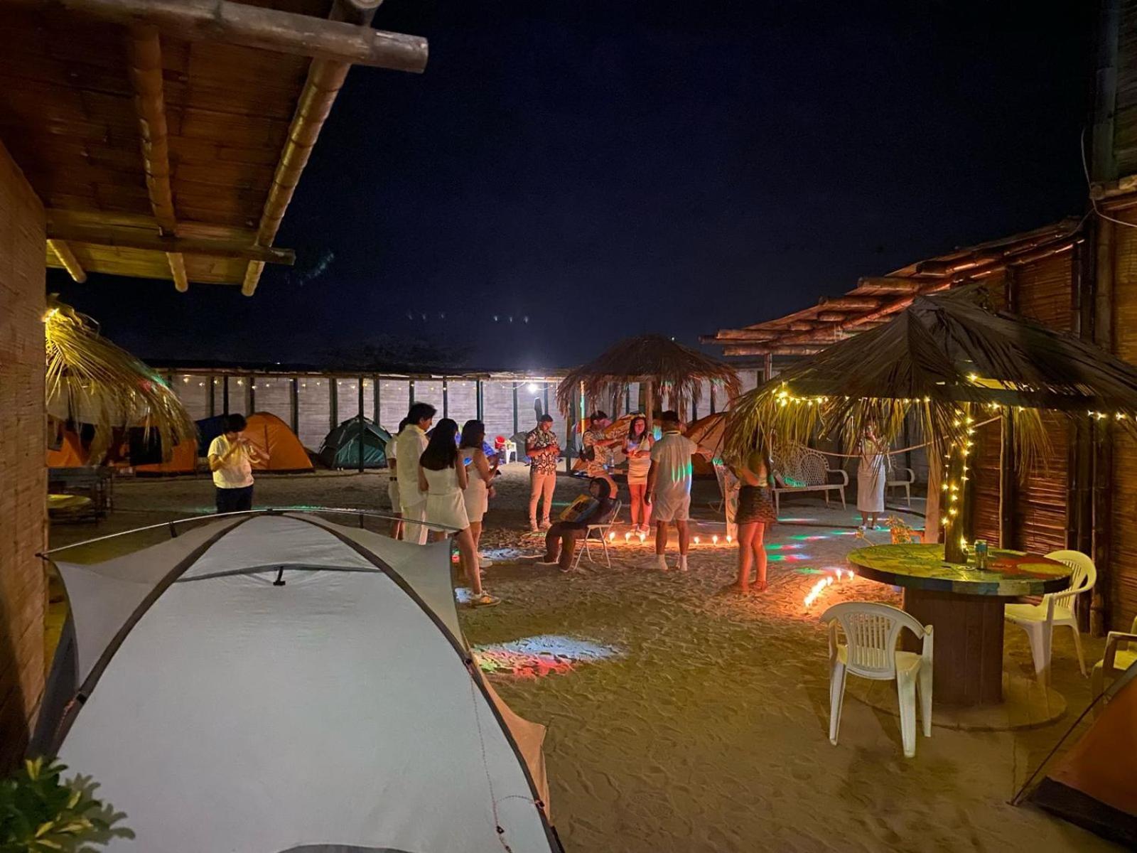 Pepon Surf Camp Hotel Máncora Exterior photo