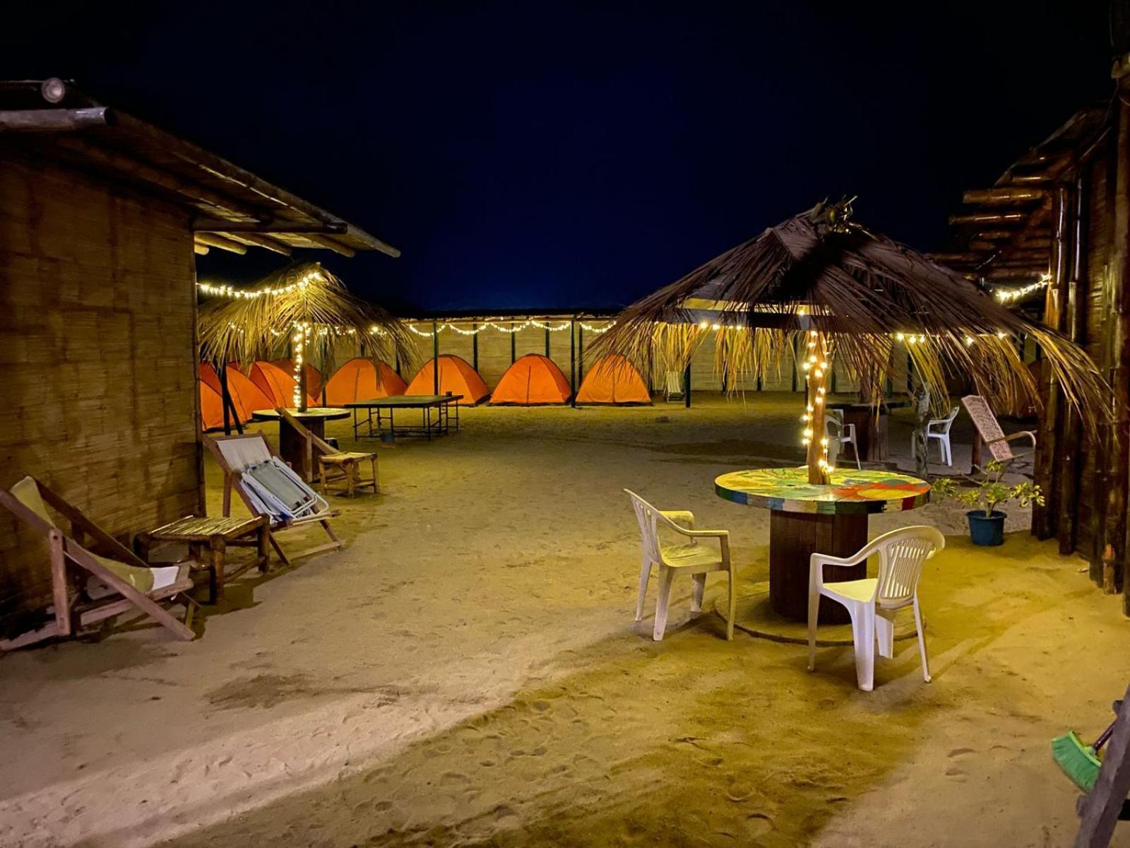 Pepon Surf Camp Hotel Máncora Exterior photo